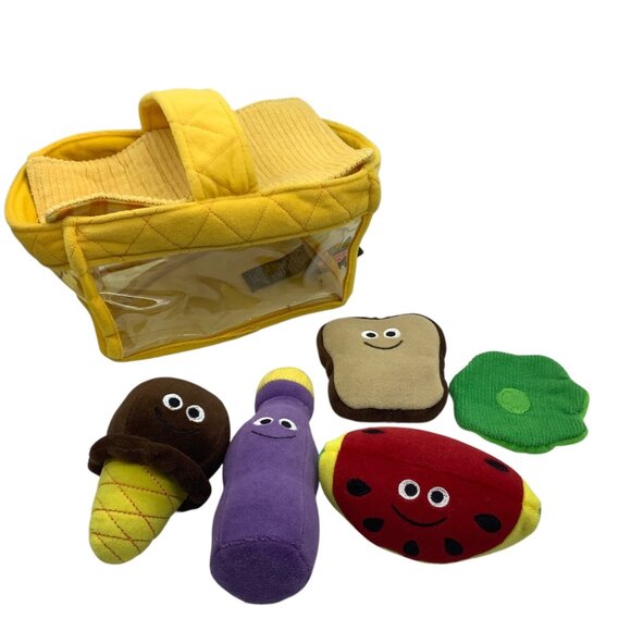 Melissa & Doug Picnic Basket Fill & Spill Toy Set Soft Plush Food INCOMPLETE - Picture 1 of 4